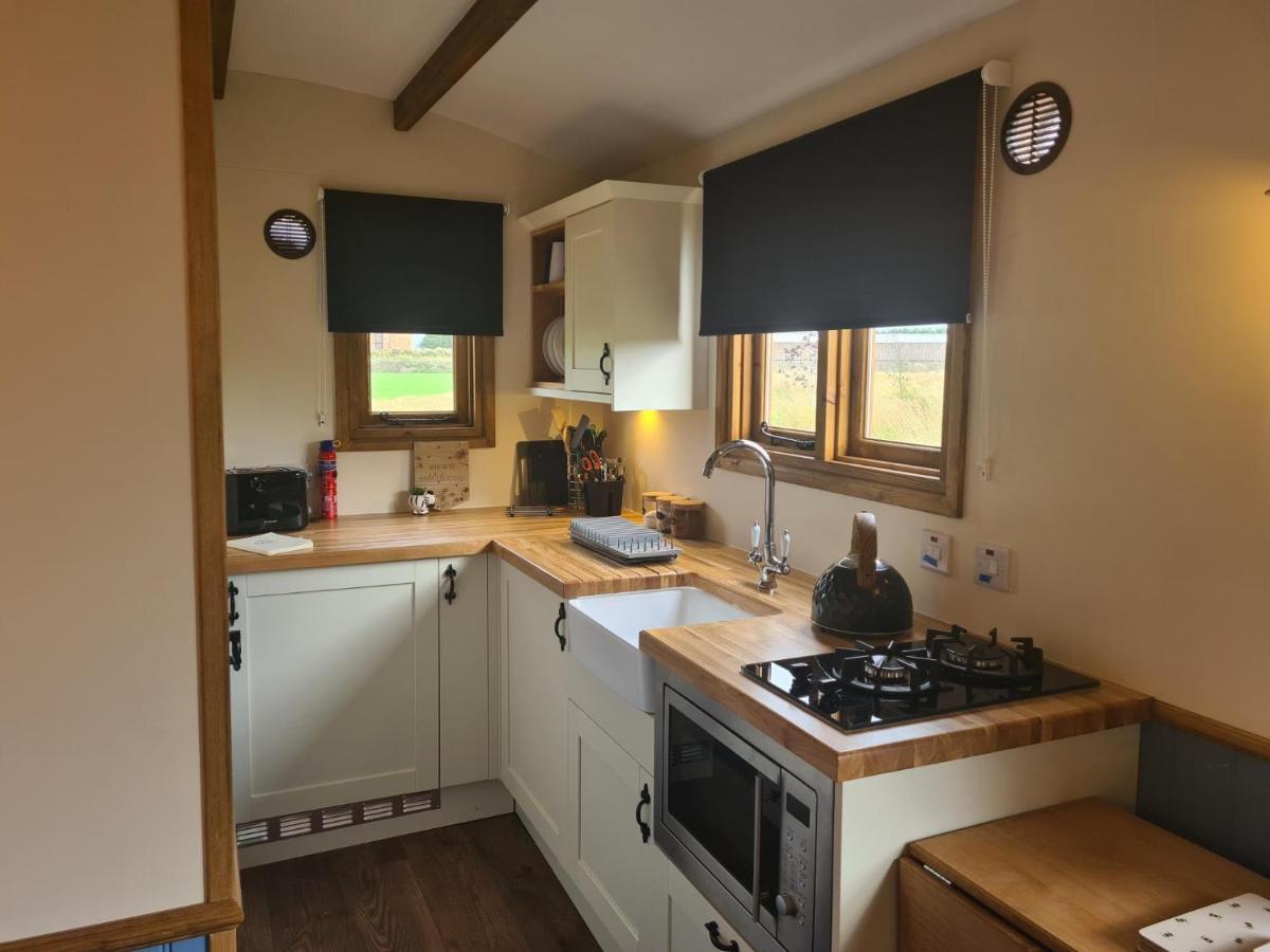 Boyce Fen Farm Retreat Glamping & Fishery Villa Wisbech Exterior foto